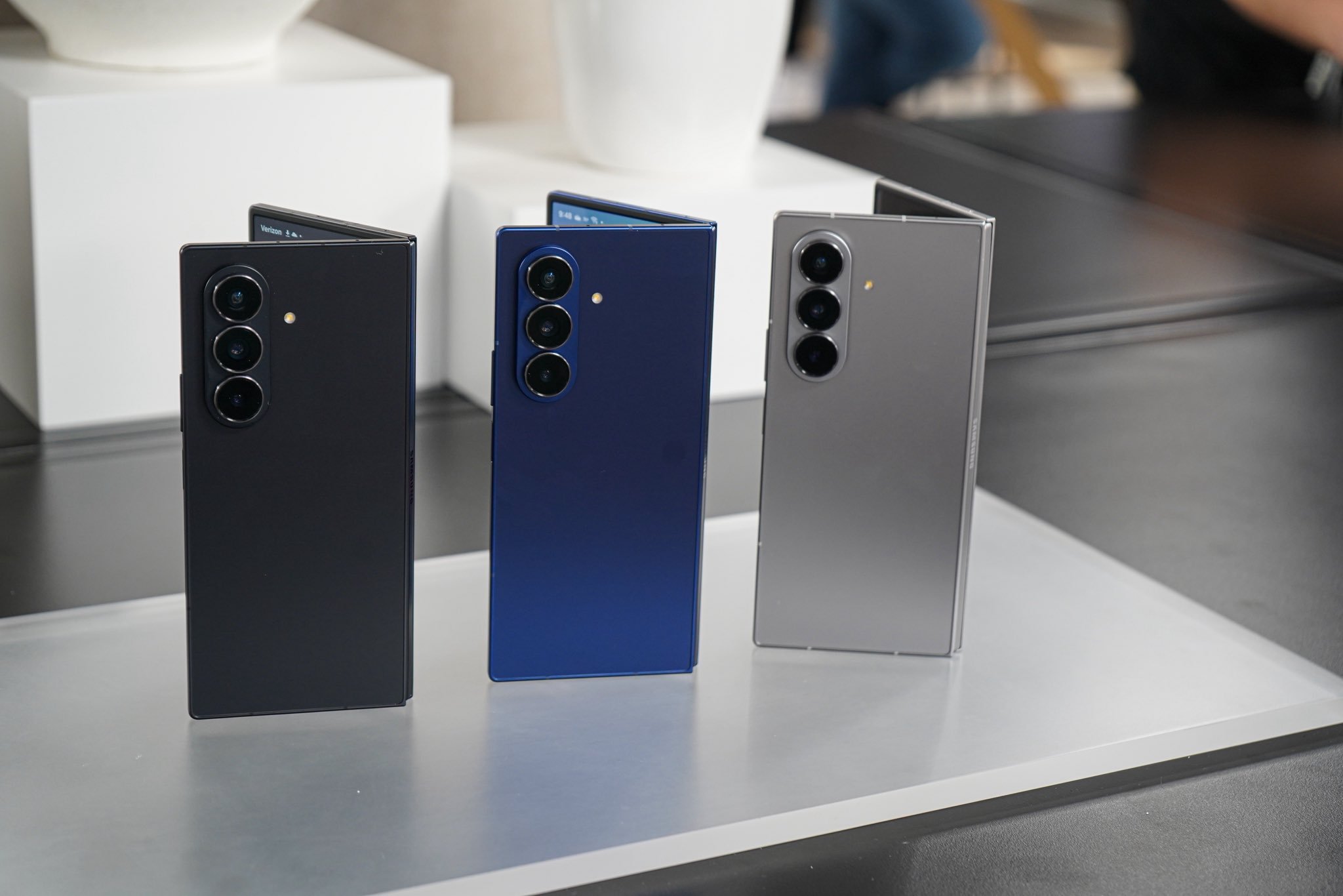 三星GalaxyZFold7发布，售价13999元起。首发优惠：12+2