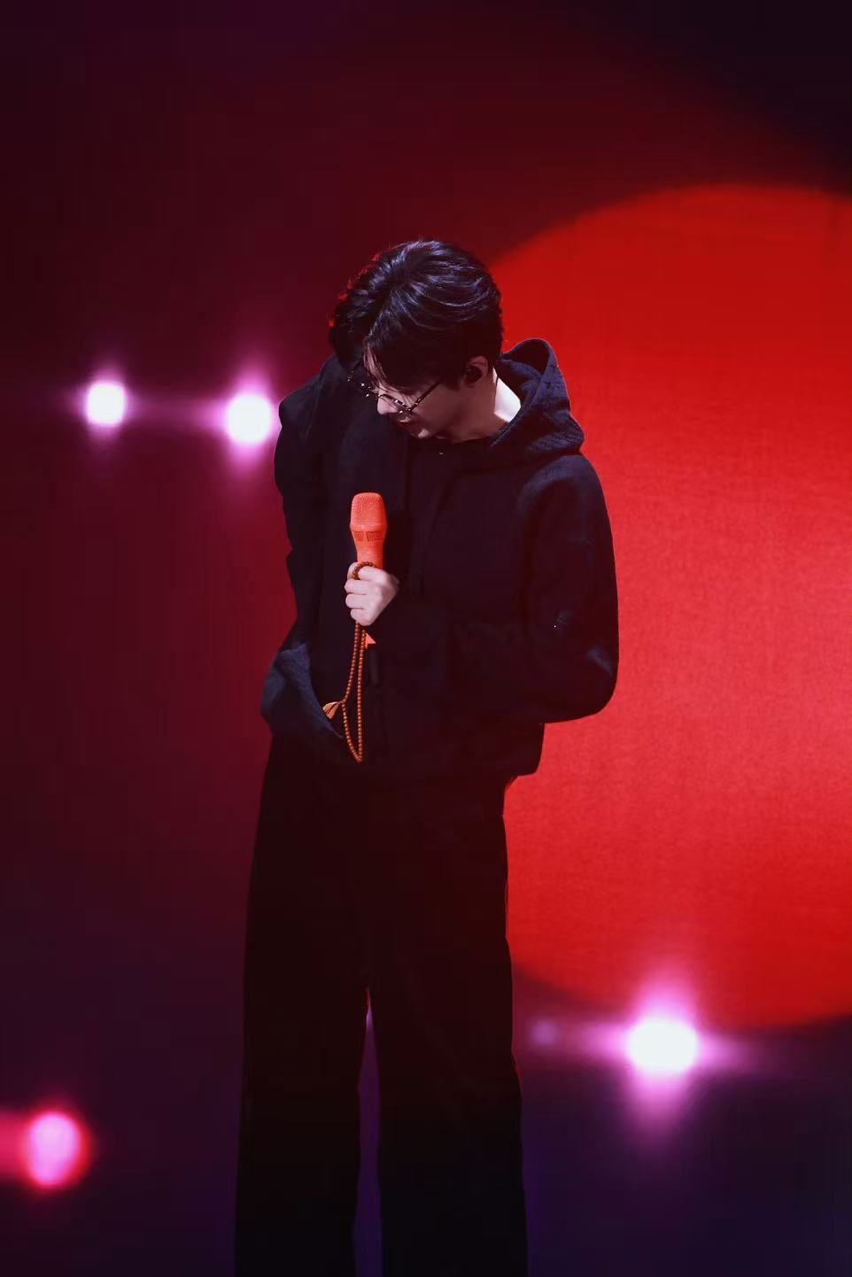 刘宇宁告别旅行