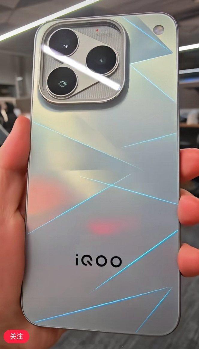 这是iQOO16真机？[哭哭]​