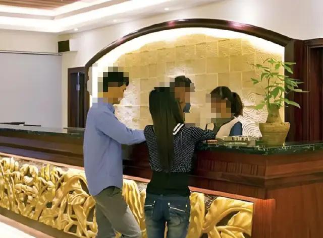 广东，一个33岁人妻给24岁的男同事发了身体照片，发完之后立即撤回，但是却被男同