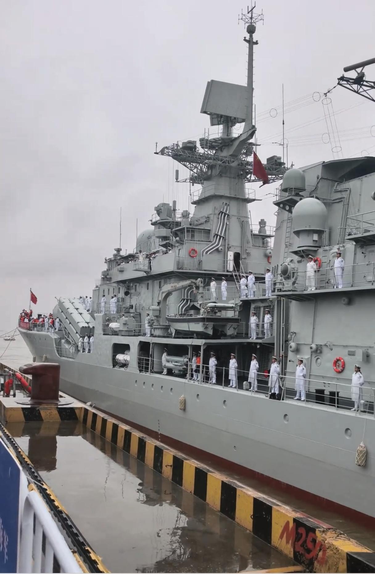 泰州舰回来了！改动很大，垂发、鹰击12、两座1130、红旗10应有尽有，重新焕发