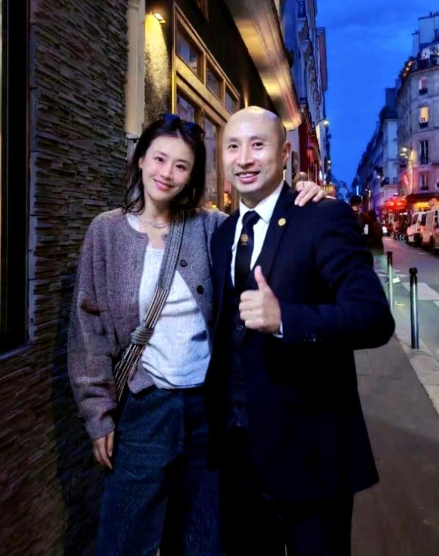 马思纯瘦了,不是为了红,是活回来了。以前吃五颗药,走两步喘得像跑完马拉松。现