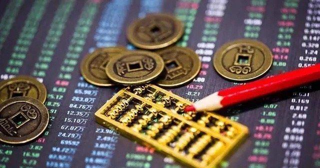 【贵州茅台豪掷53亿元抄底回购，蛇茅批发价重回2000元/瓶】贵州茅台发布公