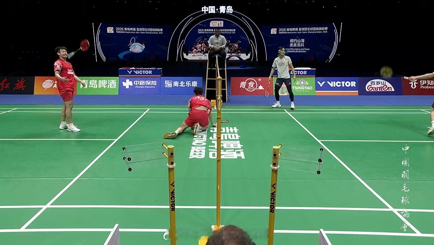 男团半决赛中国0-1韩国男单王正行19-2121-1613-2