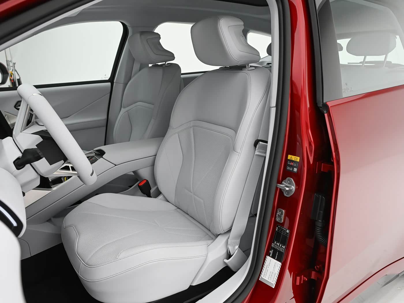 新车新的国产宝马加长IX3亮相了，作为开了几万公里IX3的人，我认为IX3一直