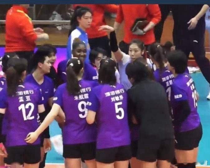 第二阶段天津和上海女排分到同一组1458为c组第一名第四名第五名第八名，分在一组