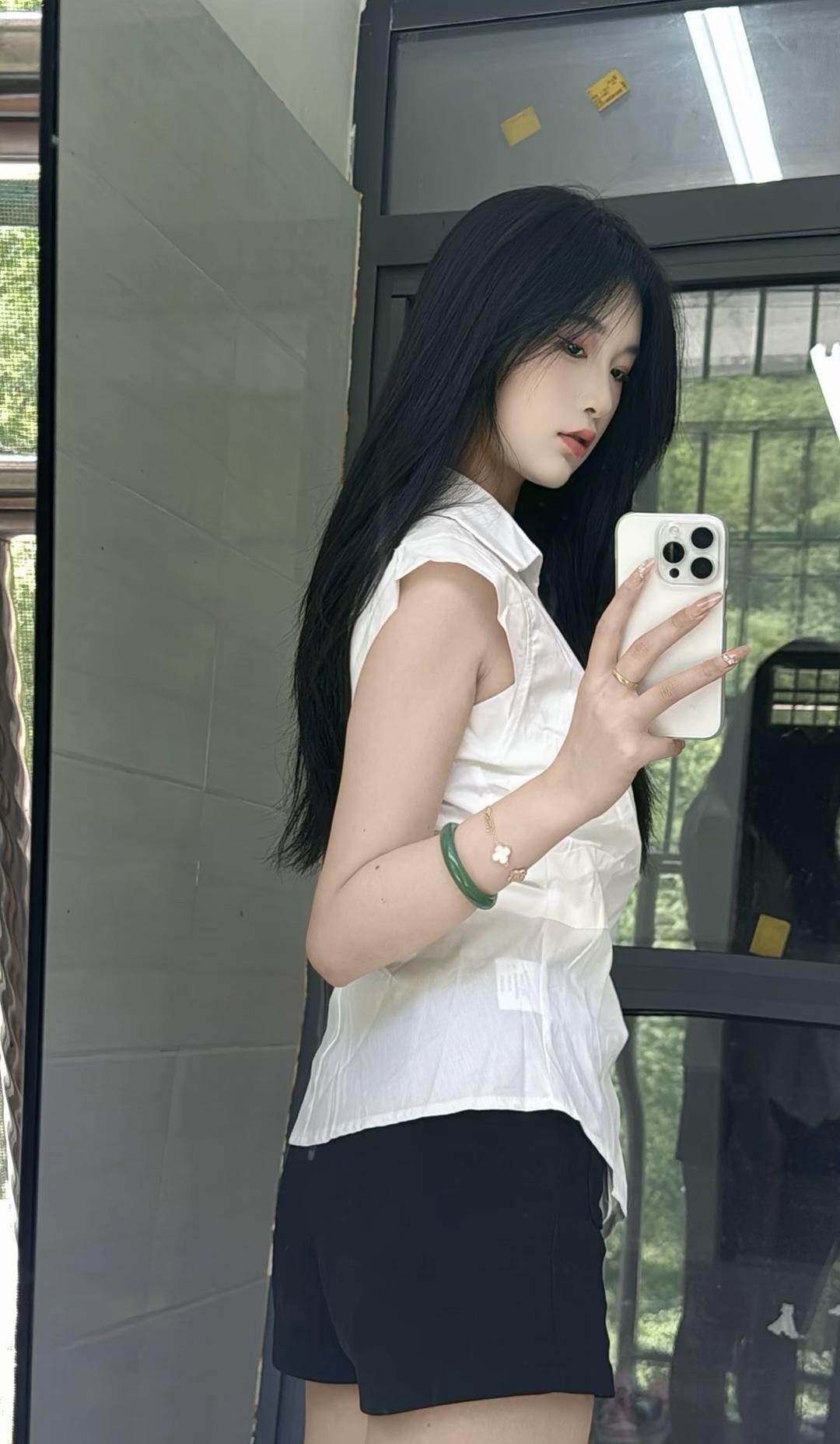 分享好看的女孩穿搭