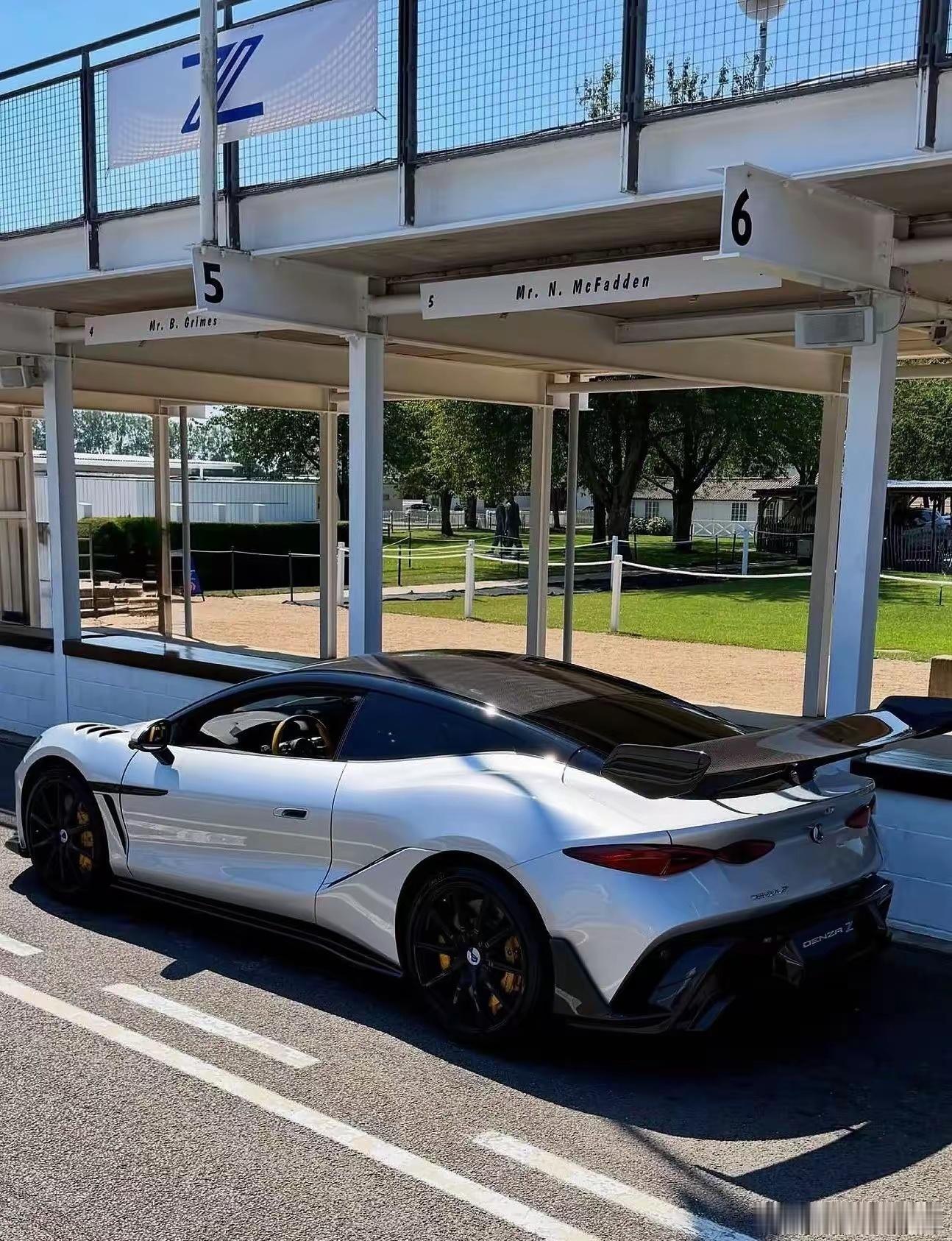 腾势Z，会是你的dreamcar吗？