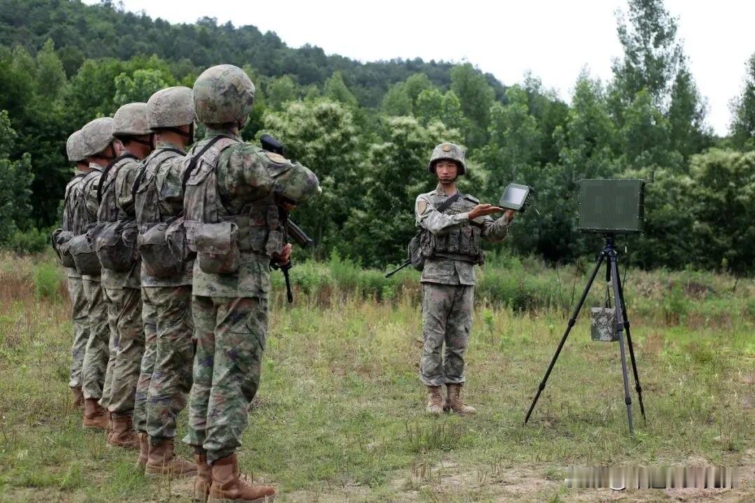 “中部号角”实拍！国产单兵相控阵雷达，从侦察兵标配走向全域阵地防御根据中部战