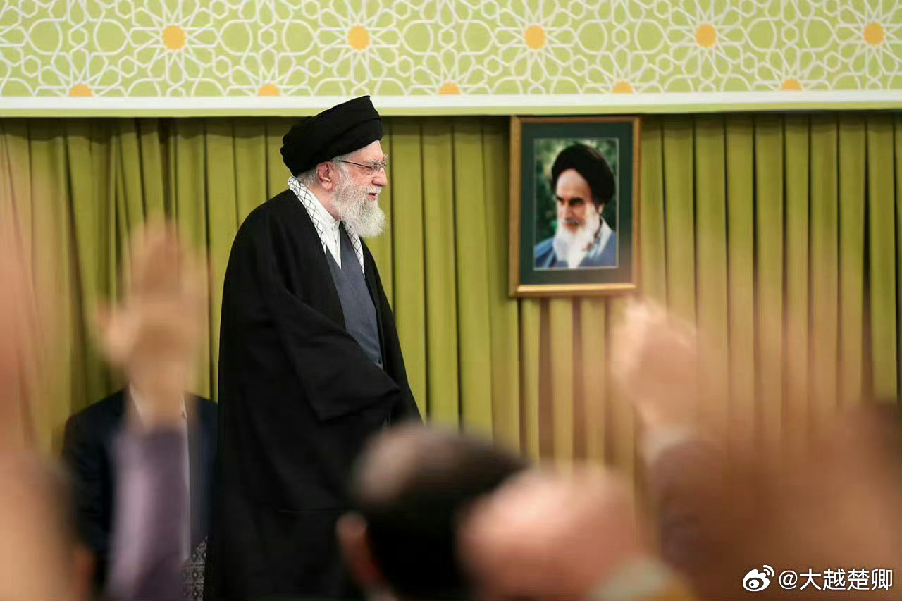 哈梅内伊应该没那么容易被袭杀吧