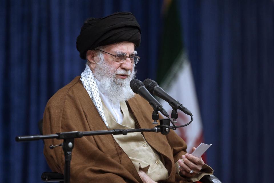 【热点评述】中东局势又紧张了，有消息称，摩萨德要暗杀伊朗的最高精神领袖哈梅内伊。