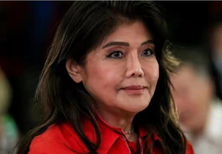 菲律宾总统马科斯被亲姐姐指证，众亲叛离，11月17日，马科斯的亲姐姐在一场50多