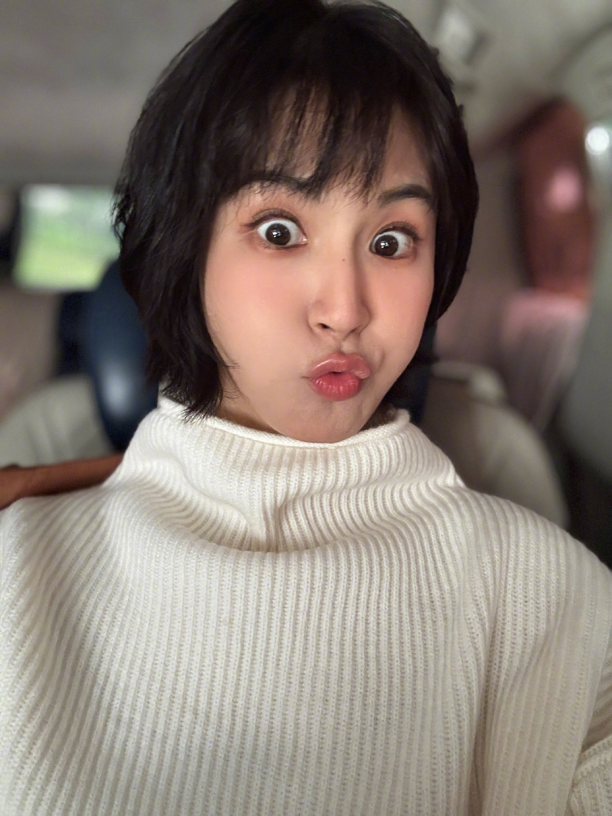 够爱作词人拒绝授权曾沛慈演唱《够爱》作词人拒绝授权曾沛慈在《乘风2026》中演