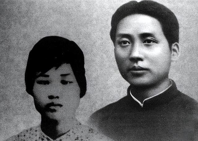 杨开慧雕像用的石料，竟是毛主席像剩下的“伴侣石”1990年秋天，北京房山的