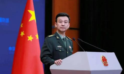 “从现在起，这片空域你们动不了！”1月10日，美军3架B-1B“枪骑兵”轰炸机逼