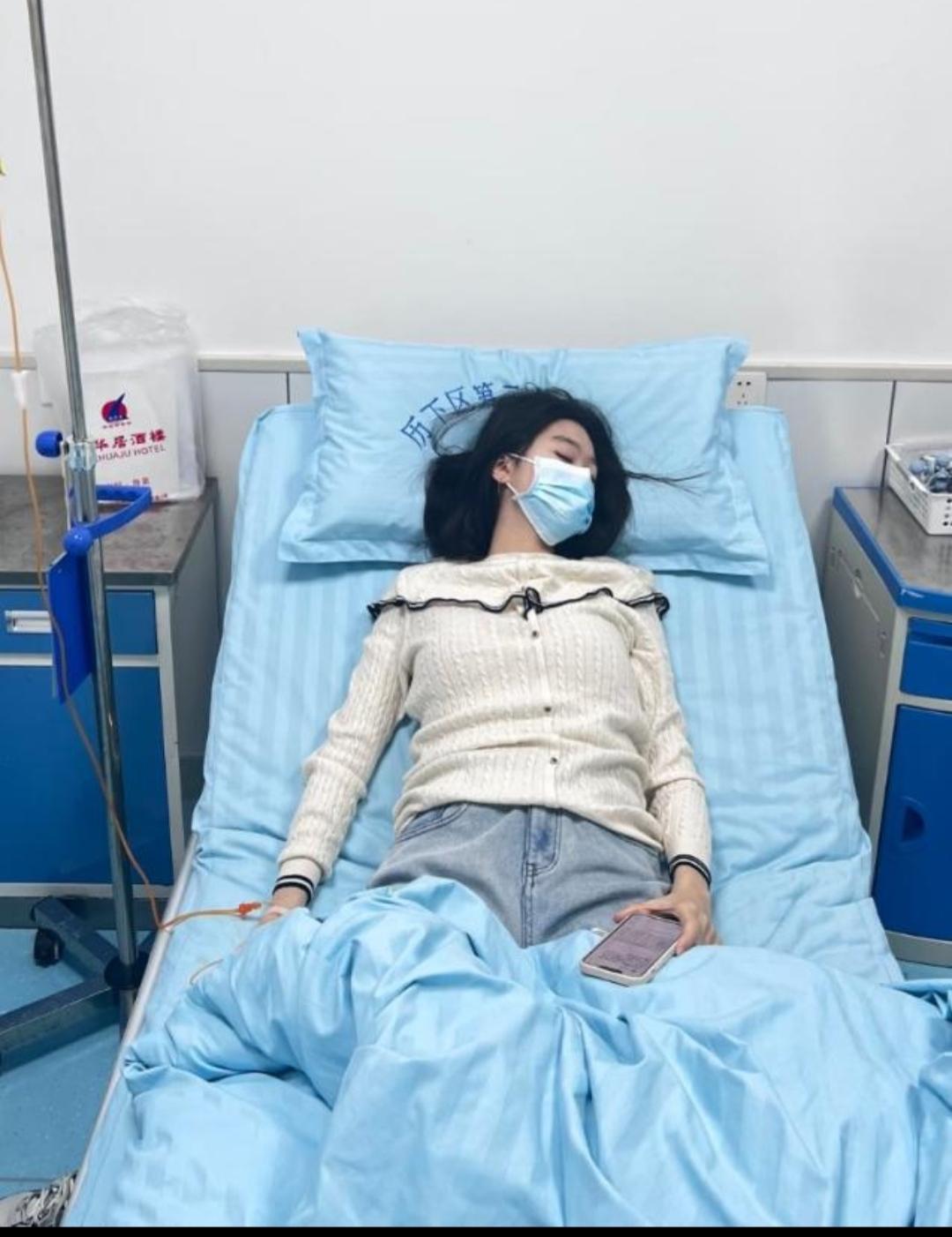 一个17岁的小姑娘，连着一阵子天天拉肚子，家里人都以为是学校食堂饭菜不干净，或是