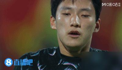 少一人作战的越南，用点球把韩国踢进了深渊。7比6。补时最后一分钟绝平，加时赛