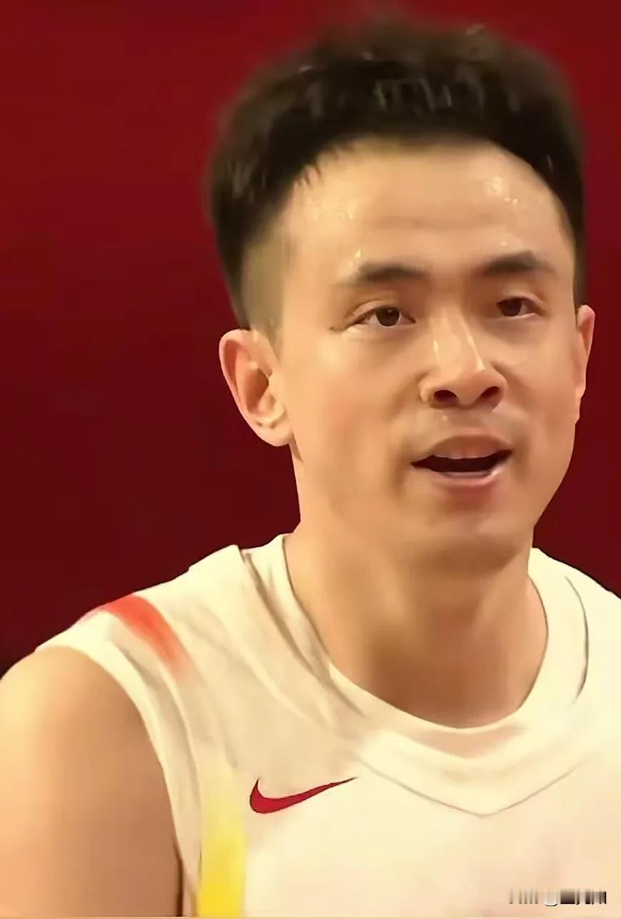 今晚赵继伟的表现，用最近网上流行的一句话说，就是“夯爆了”。其实赵继伟这两年的国