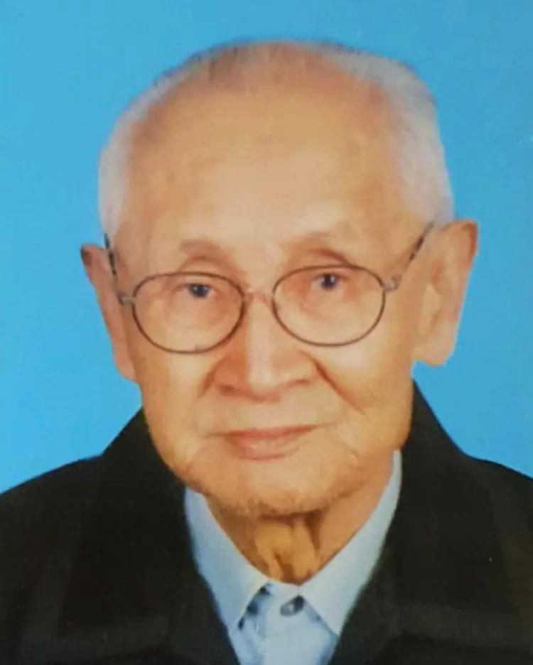 刘汉生（1910年3月-2017年12月17日），又名钦沛，生于河南省内黄县。1
