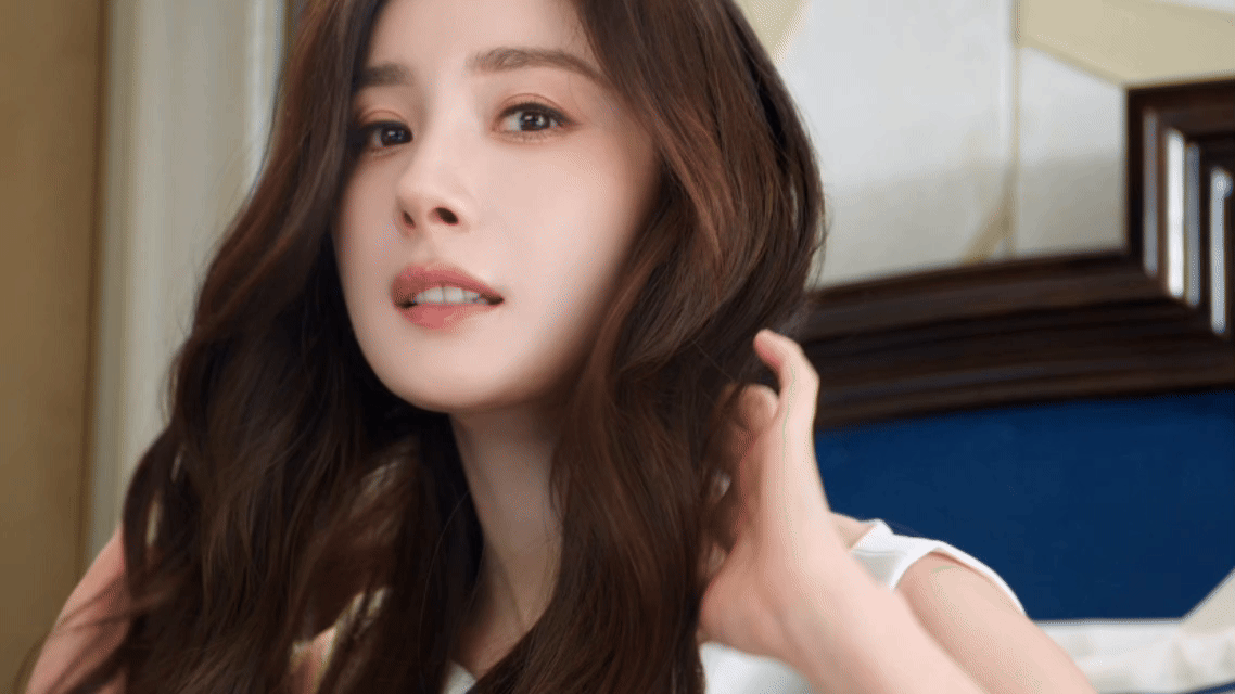 杨幂的这句晚安好梦能听一百遍这个幂状态真是好到不行了~