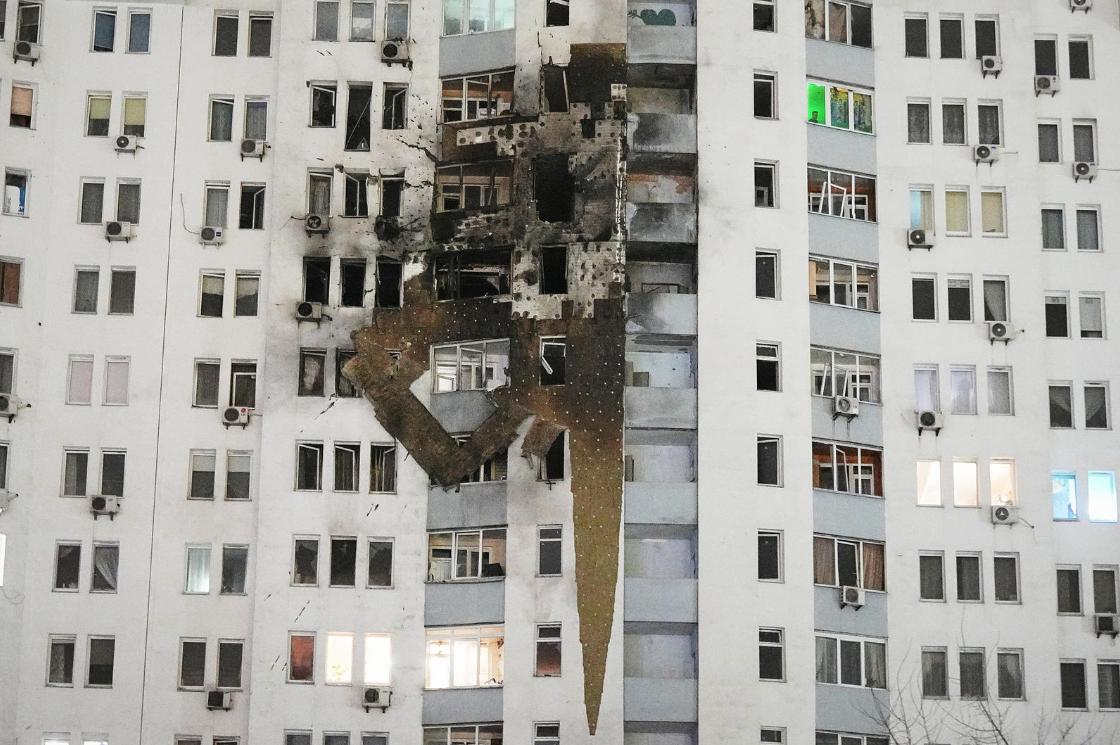 波兰边境突发大轰炸，10马赫导弹从天而降，俄中导火力又惊动西方俄罗斯的报复来了