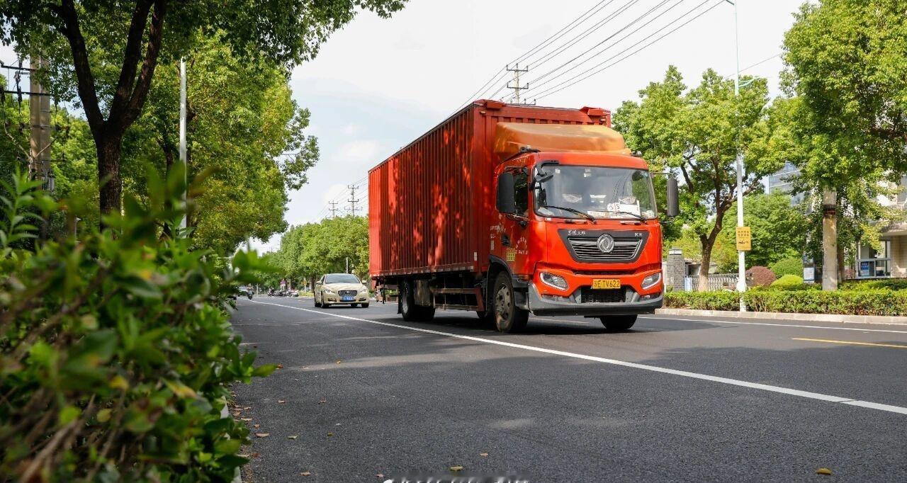 【改造完成！昆山这条主线全面贯通】近日，随着汉浦路（中环北线—城北大道）段主路
