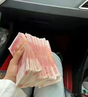 比通缩更可怕的经济现状：14亿人集体“想通了”，不消费不折腾，只存钱比通缩