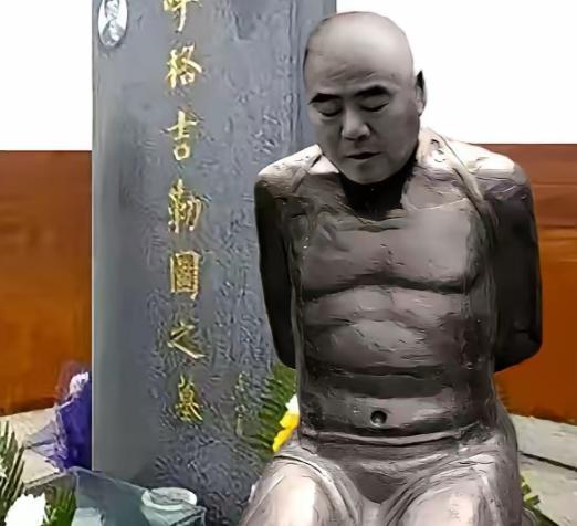 全网热议！呼格吉勒图墓前立跪像提议刷屏：不是泄愤，是留给世人永不褪色的警钟给呼