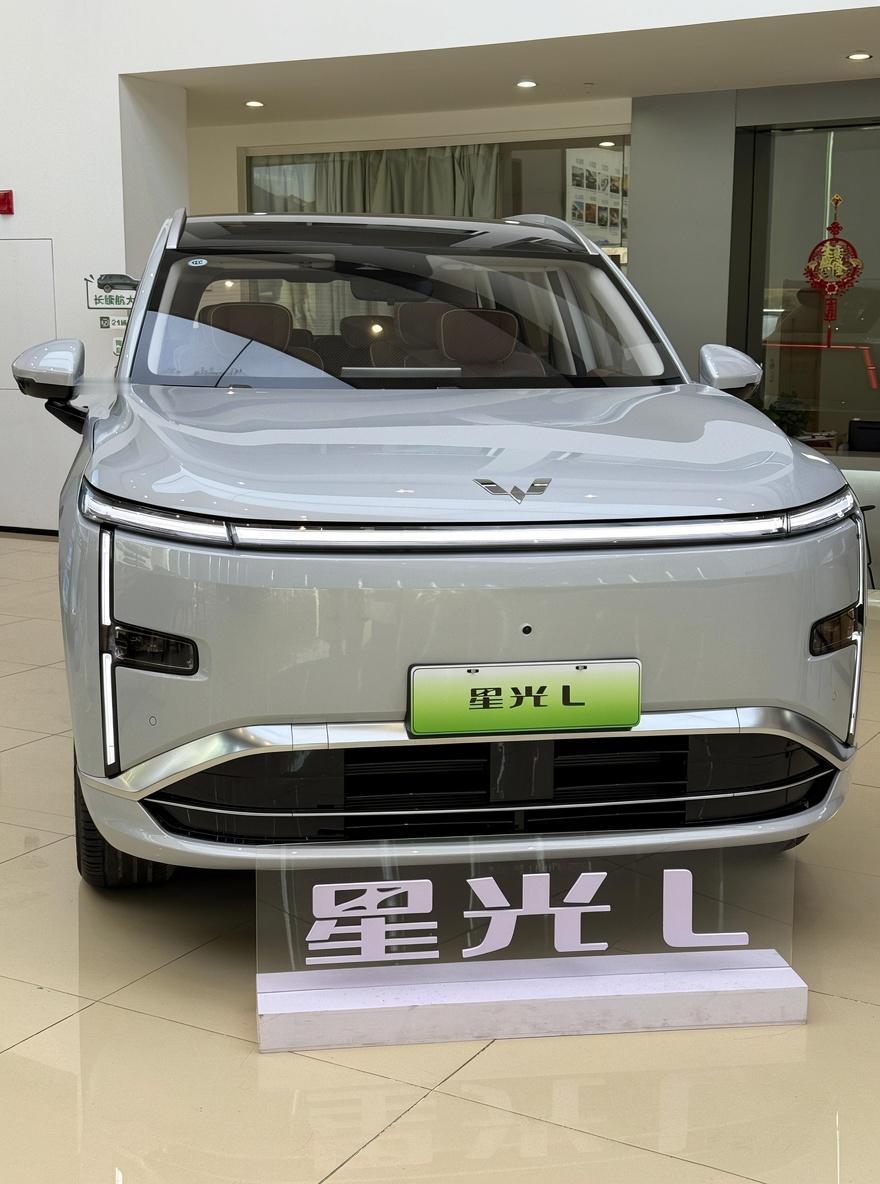 预算不高还想买混动SUV？这几款可以比较一下：1️⃣长安第四代CS55PL