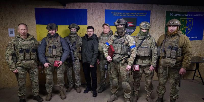 泽连斯基威胁绑架卢卡申科！4月18日俄罗斯是《观点报》报道。泽连斯基提醒