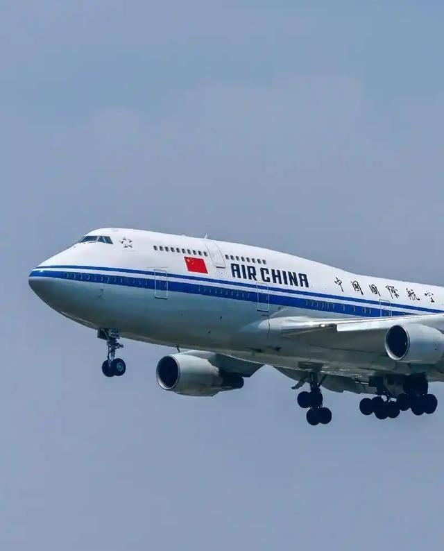 高市拒不撤回！中国一点也不惯着！1月26日下午，中国国航、东航、南航三