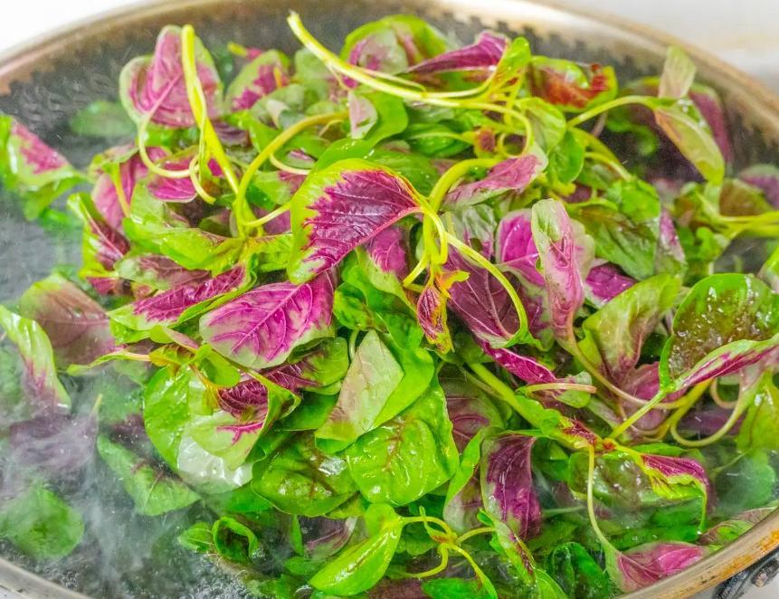 苋菜是肝衰竭的“助手”？医生提醒：不想肝坏死，3种蔬菜慎食对普通健康人来说，