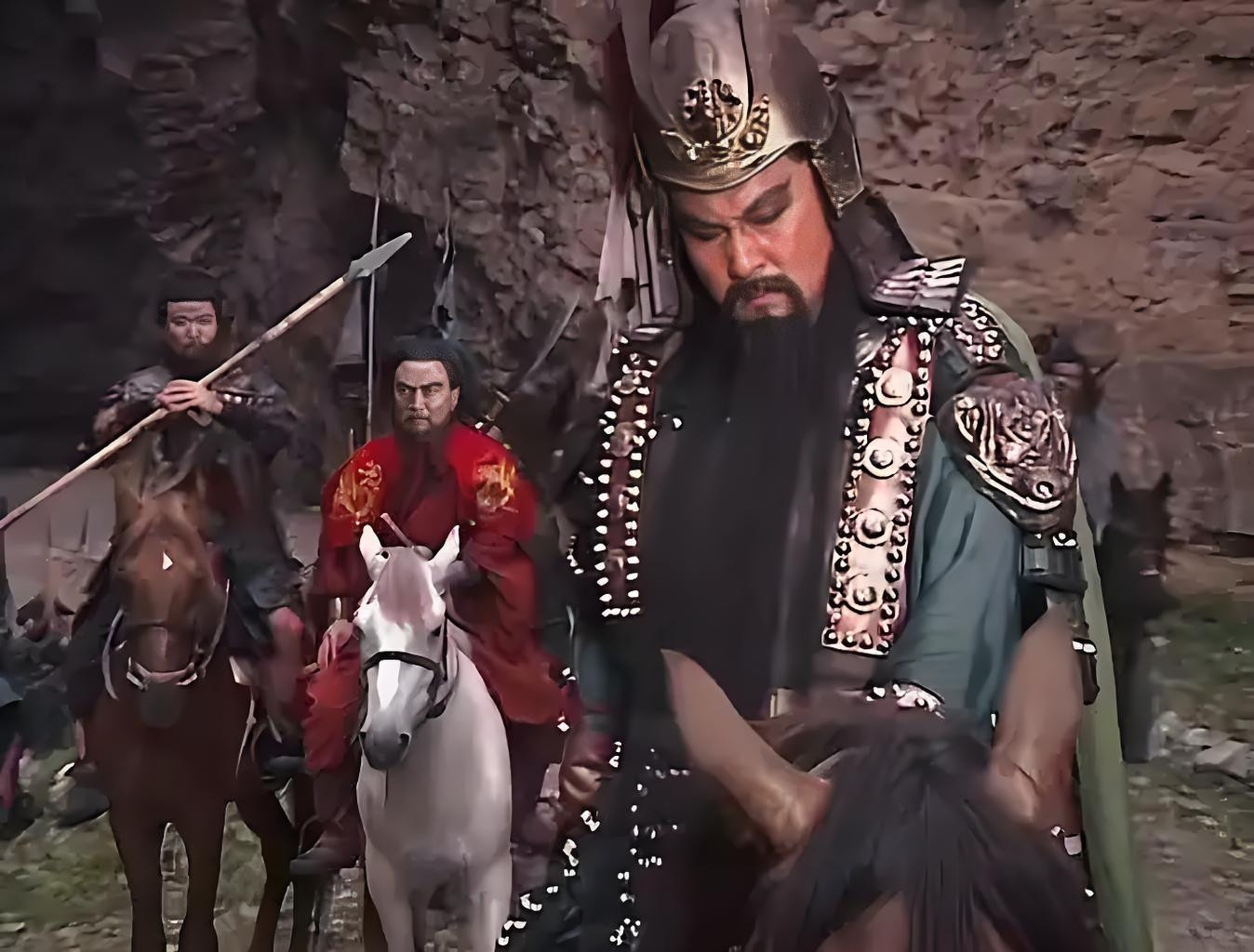 华容道关羽放曹操