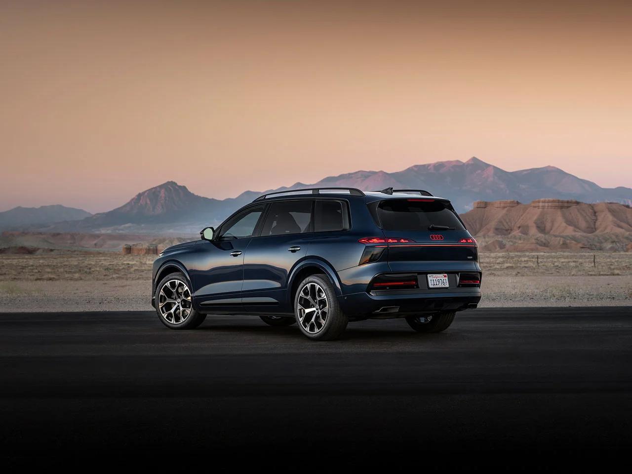 【奥迪Q9发布！真正的旗舰SUV！】奥迪终于补齐全尺寸旗舰短板，全新Q9正