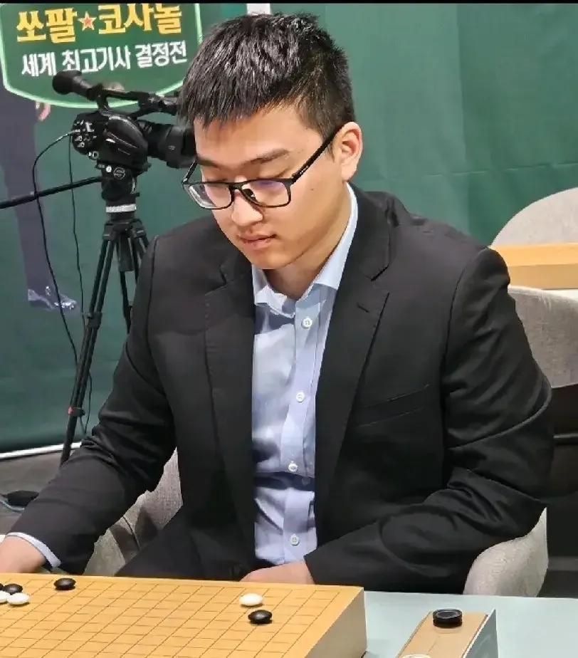 如此状态~屠晓宇晋级决赛难老当益壮~党毅飞力克姜东润首届最高棋士战9人循