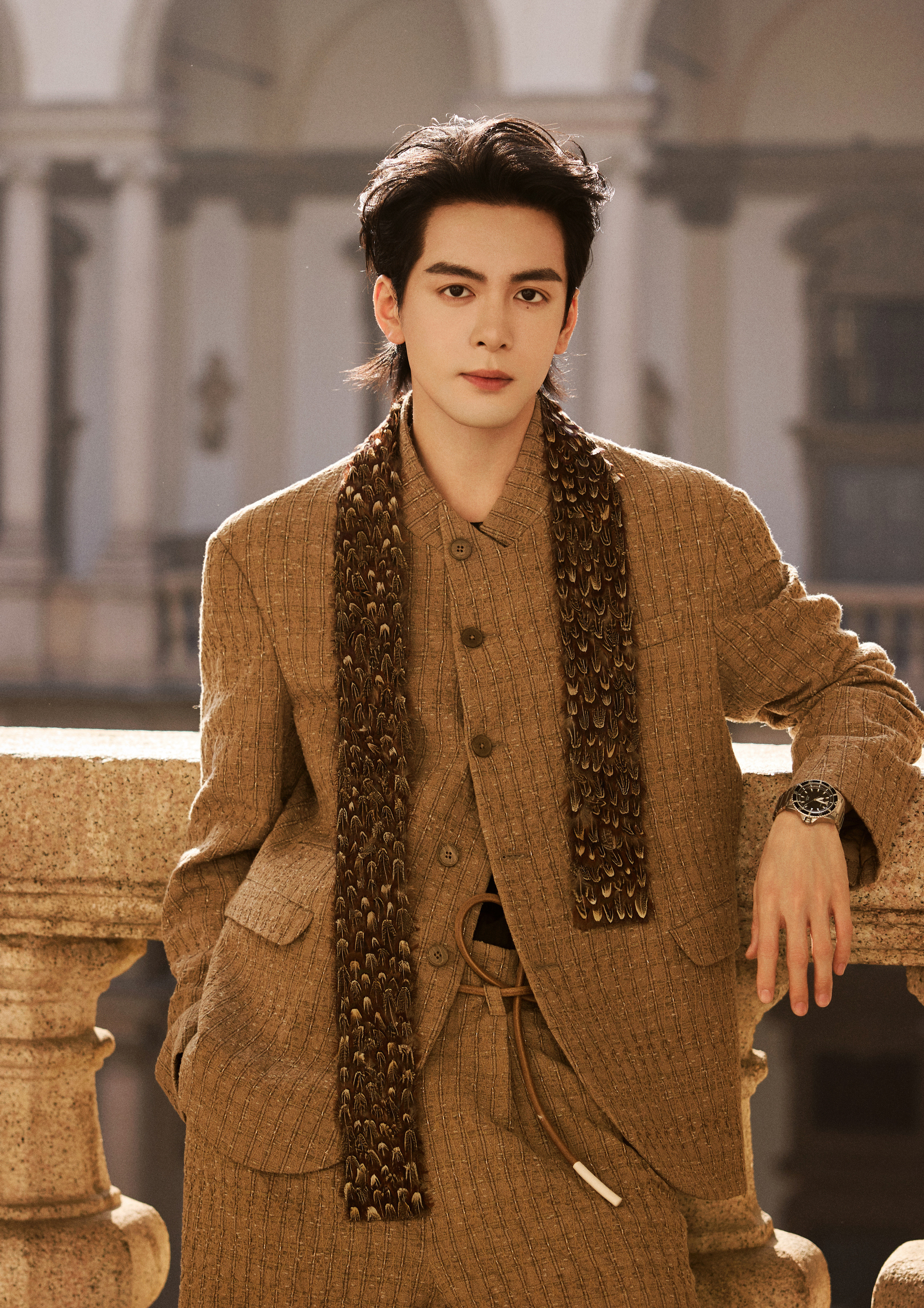 曾舜晞EmporioArmani2026秋冬时装秀预热大片，身着2026春夏