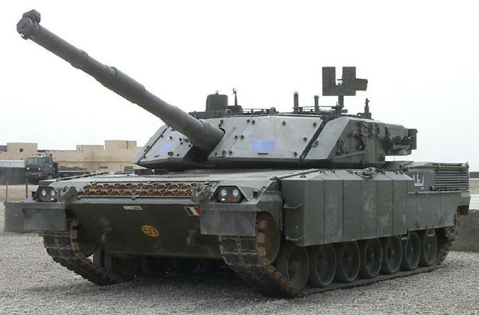 每天认识一件兵器意大利C1“公羊”主战坦克C1“公羊”坦克（C1Ariete