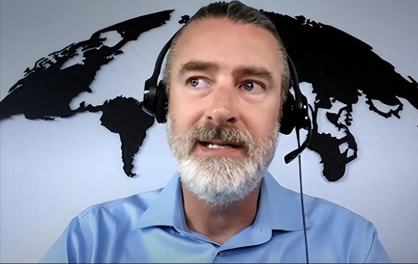 一位美国专家自信表示，说是只需要派出两三艘军舰，就可以让中国不战而降，并且还叫嚣