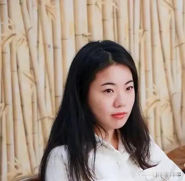 反转来得太快！蒋方舟的硕士学位还是被撤销！人民大学接到新的线索，经过多位专