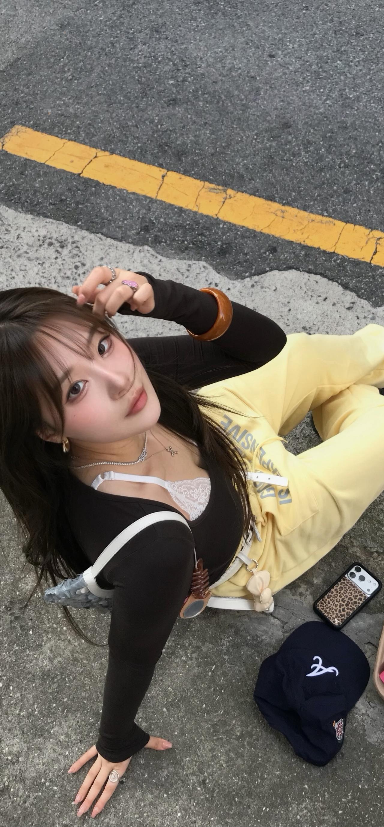 今天的ootd打几分……[？？？][？？？][？？？]​​​