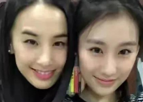 2014年，杨子签约了一位和黄圣依长得极其相似的新人王婉中，很多网友觉得杨子和王