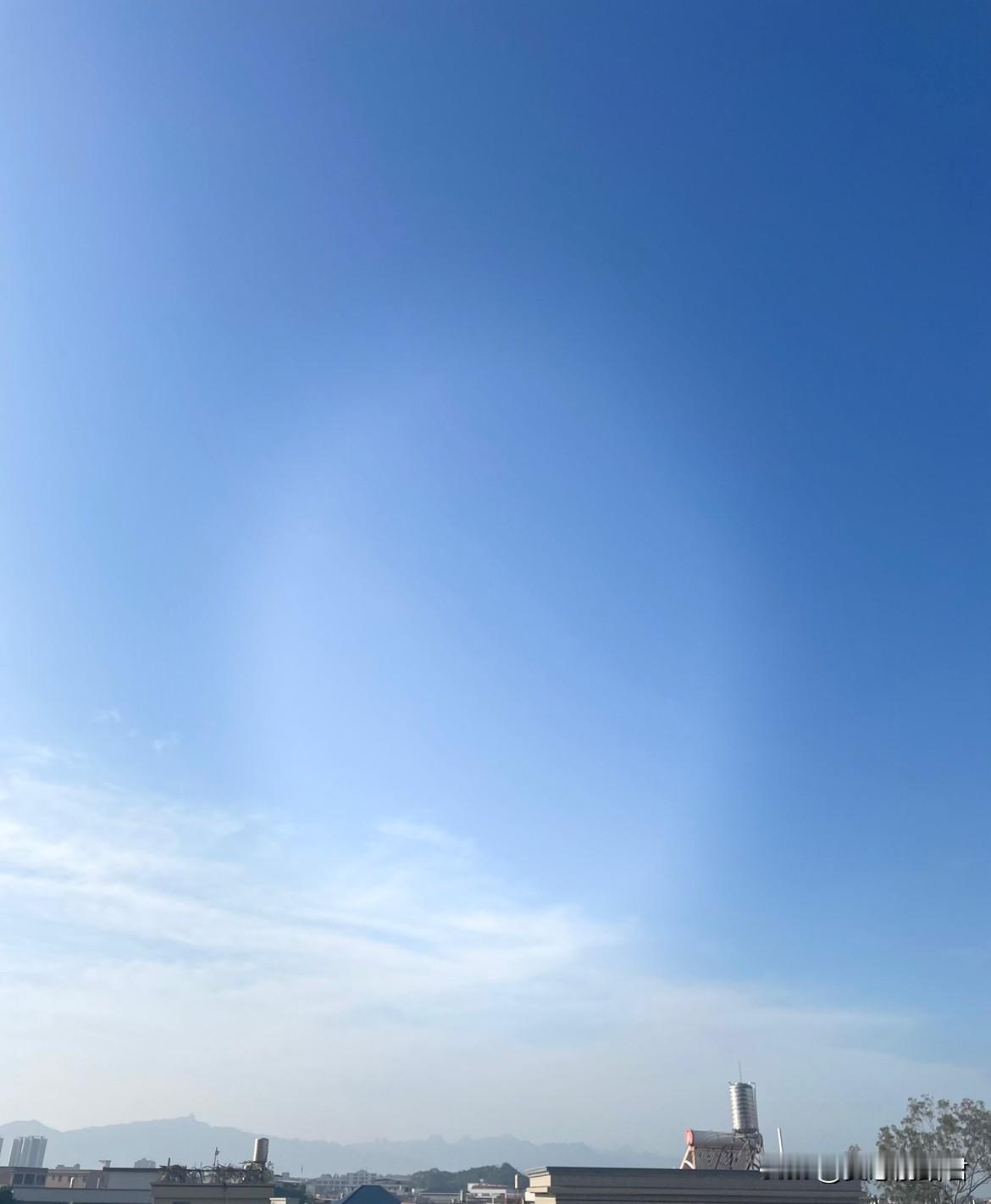 这男子为了让大姐给他刷票，干这事，真是该！一男子，33岁，做团播，现在被他的一个