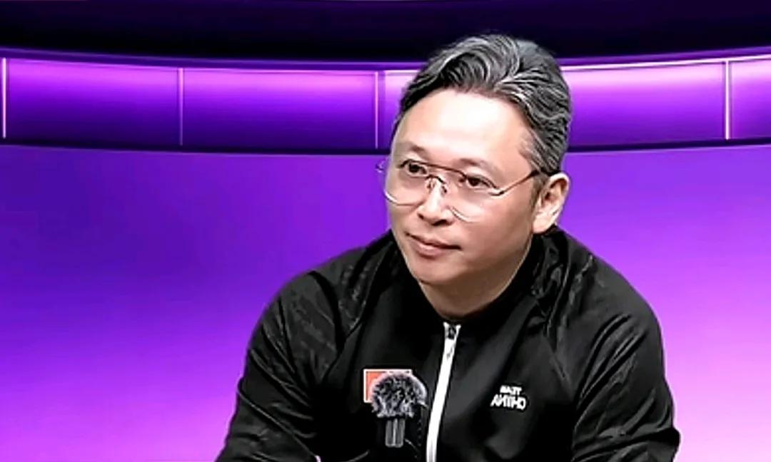 解说员周亮表示，上海海港亚冠面对的对手拉查武里实力确实不行。在上海海港客场6-