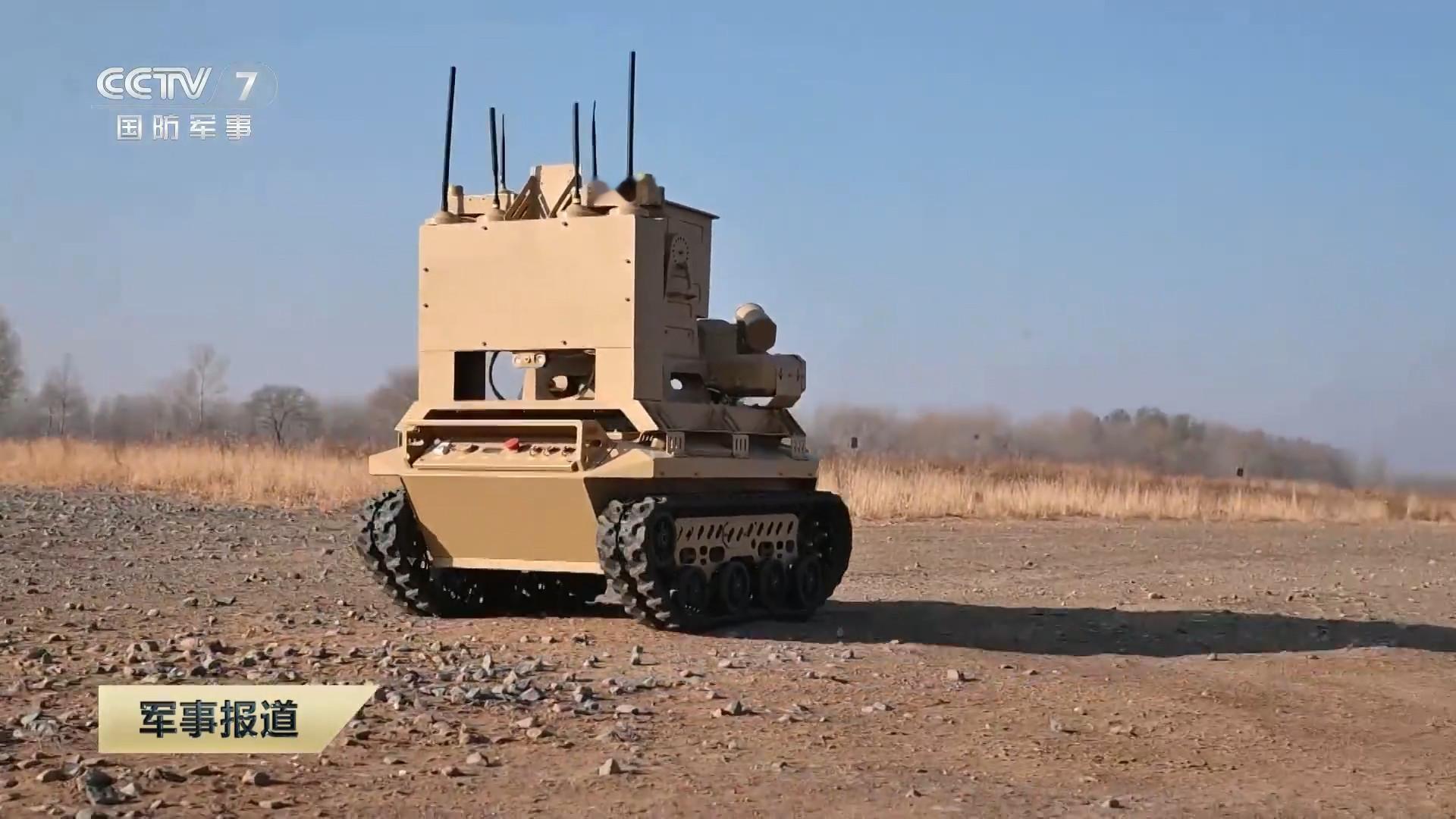 每天认识一件兵器无人车与步战车协同