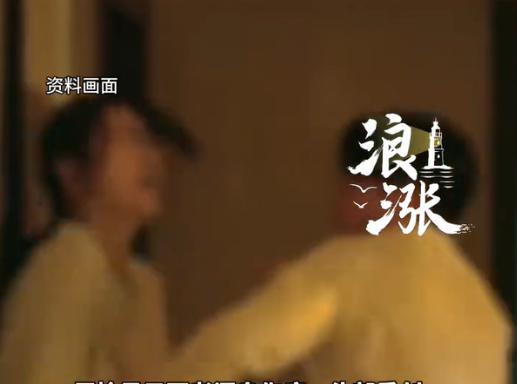 年轻女子过于肥胖，体重高达180斤想要减肥，25岁的男友听了干姐姐的劝告，说不让