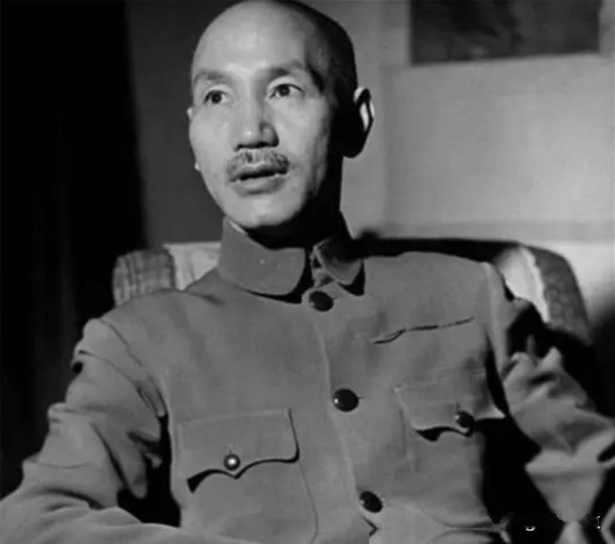 范绍增的骨灰放了44年，家里人拖着没下葬，到底在等什么？今年清明前，我在重庆福