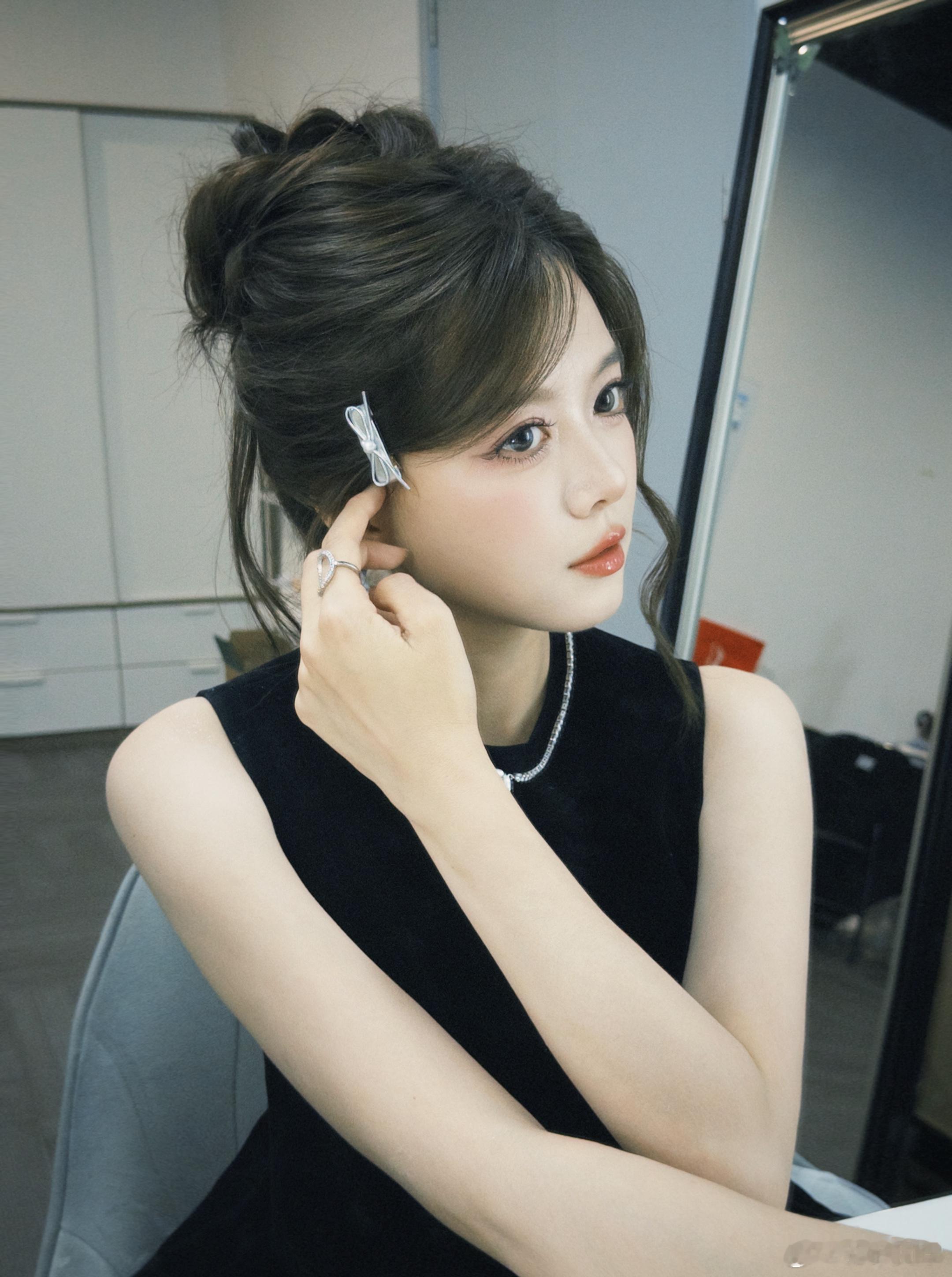 👠骆歆英雄联盟官方主持人​​​