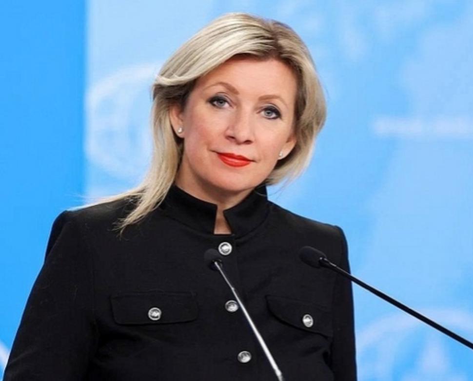 全球政坛最近上演了一出“反转大戏”，向来跟北约硬刚几十年的俄罗斯，突然由外交部发