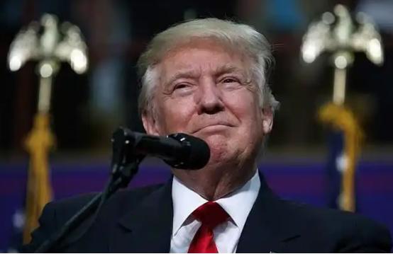 特朗普亲手给中国送上一份“大礼”，美国媒体自己都看不下去了！美国的亚洲盟友心都
