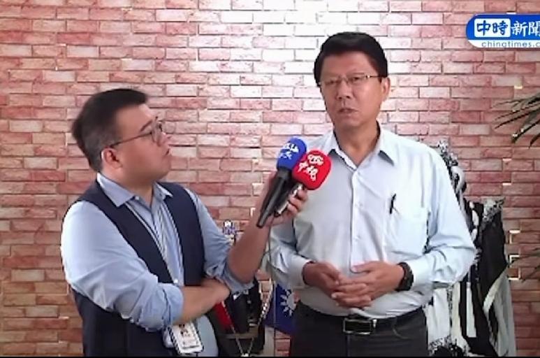 谢龙介怒呛卓荣泰：“有种你就不要副署！”谢龙介今天在节目上直接对卓荣泰开炮，